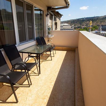 Big Terrace Apartment On Liberty Square Tbilisi Exteriör bild